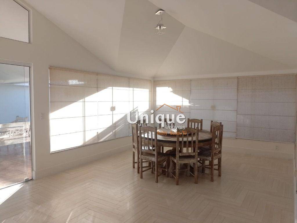 Casa à venda com 4 quartos, 190m² - Foto 16