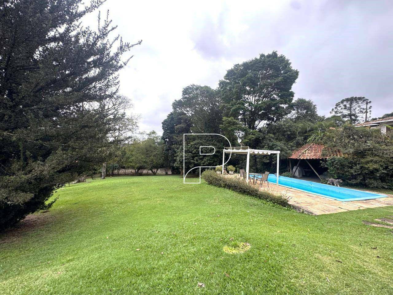 Casa de Condomínio à venda e aluguel com 3 quartos, 618m² - Foto 1