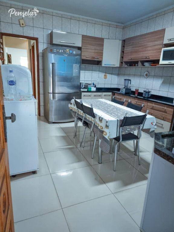 Sobrado à venda com 3 quartos, 202m² - Foto 13