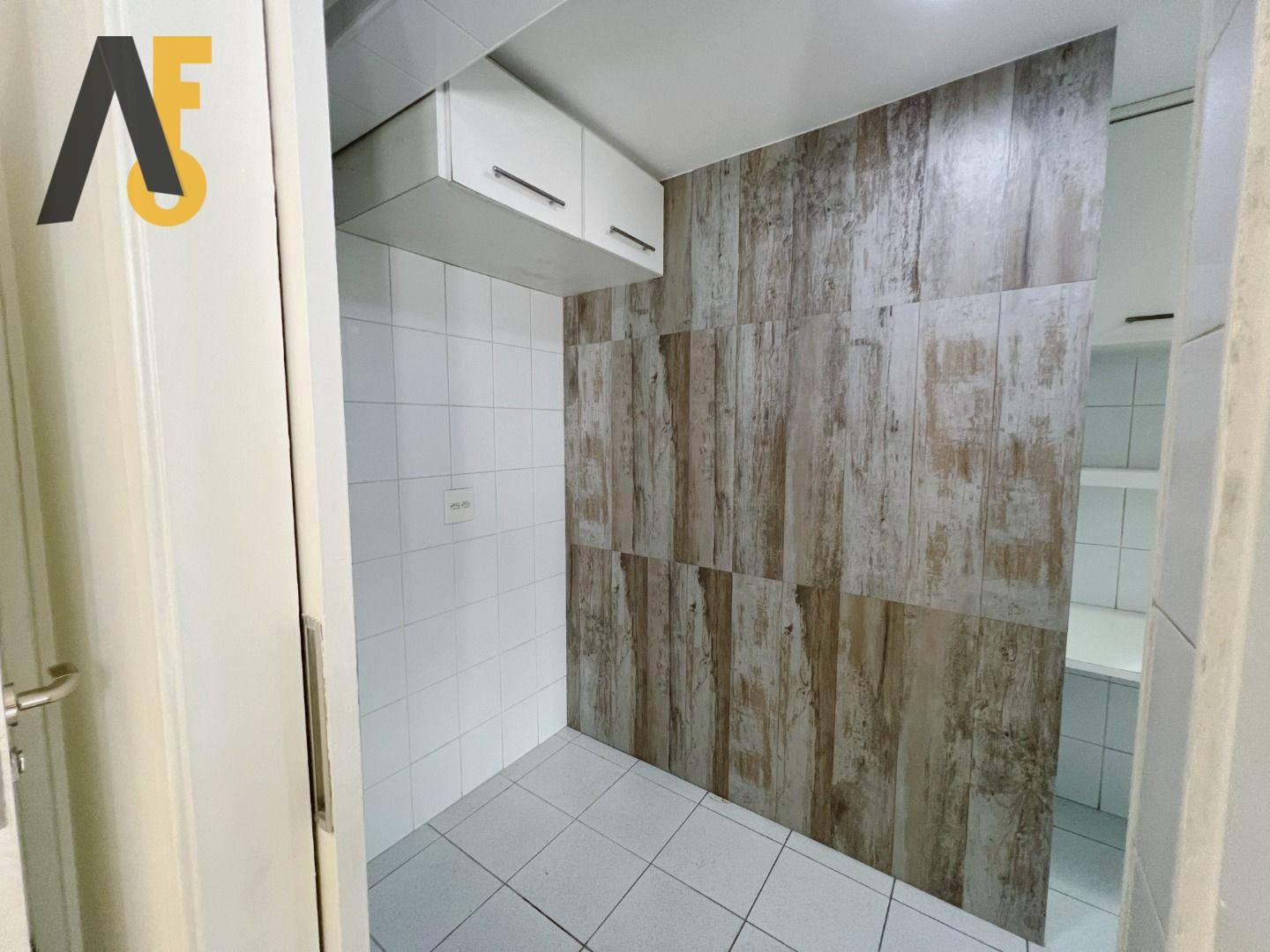 Apartamento à venda com 2 quartos, 80m² - Foto 19