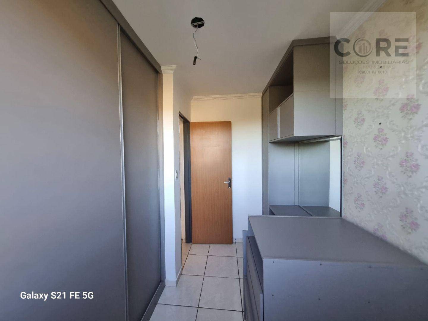 Casa à venda com 2 quartos, 64m² - Foto 18