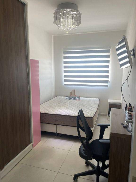 Apartamento para alugar com 3 quartos, 91m² - Foto 8