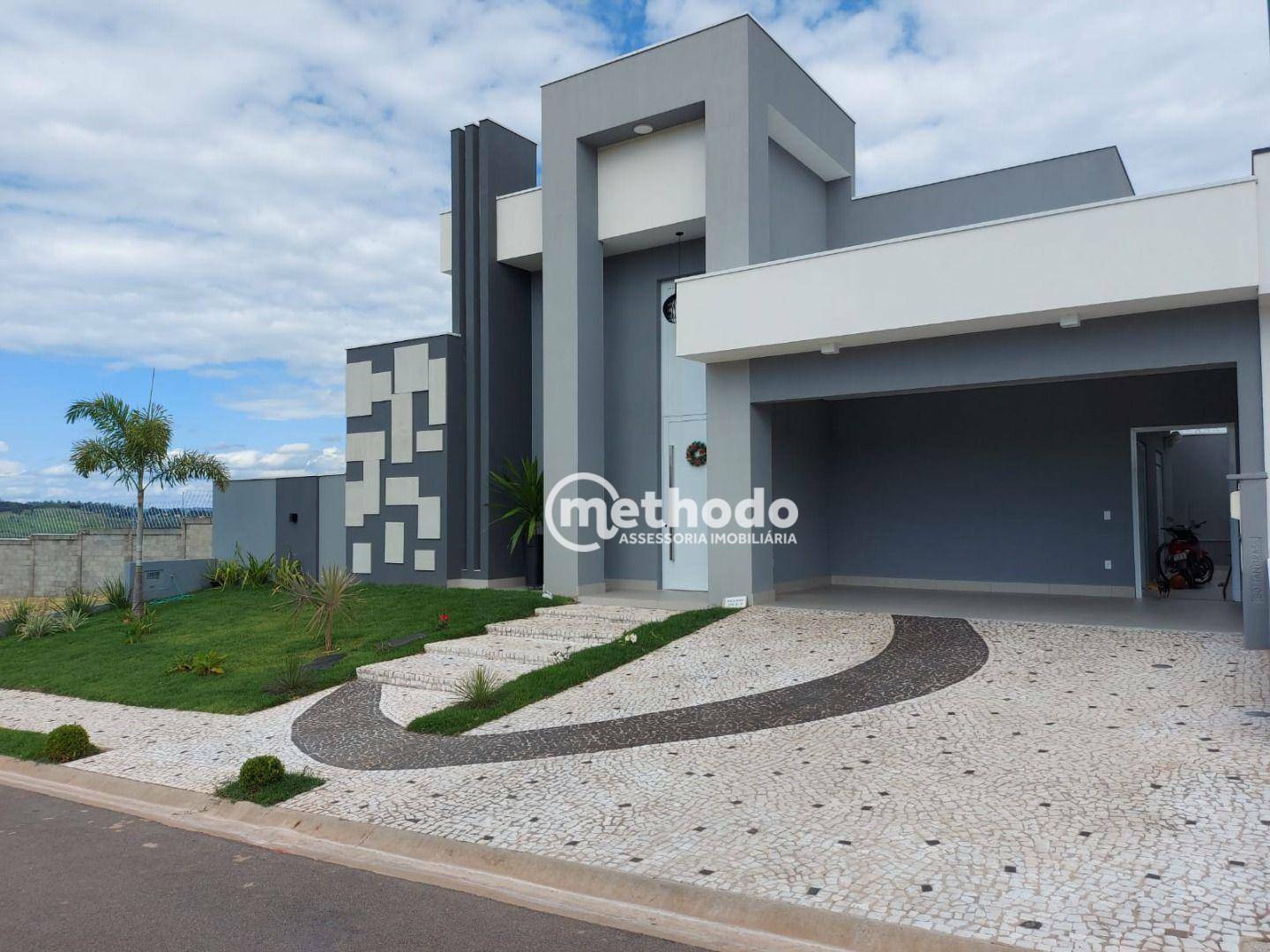 Casa de Condomínio à venda com 3 quartos, 180m² - Foto 2