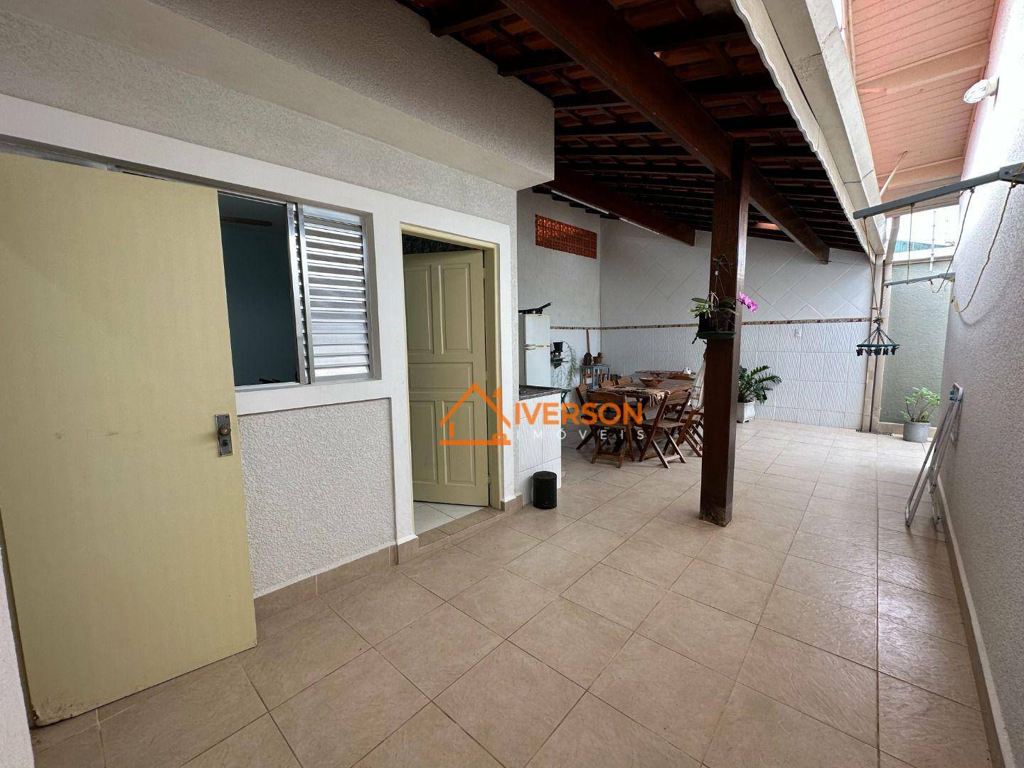 Casa à venda com 3 quartos, 160m² - Foto 21