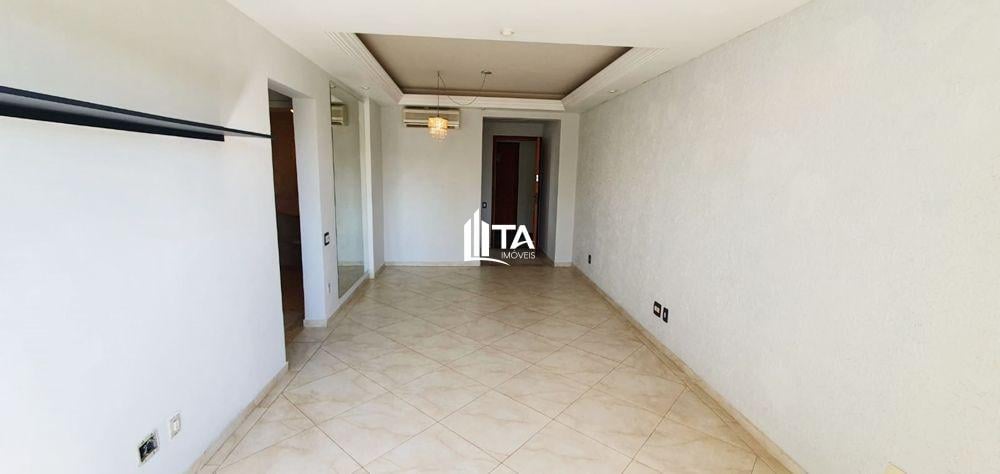 Apartamento à venda com 2 quartos, 66m² - Foto 1