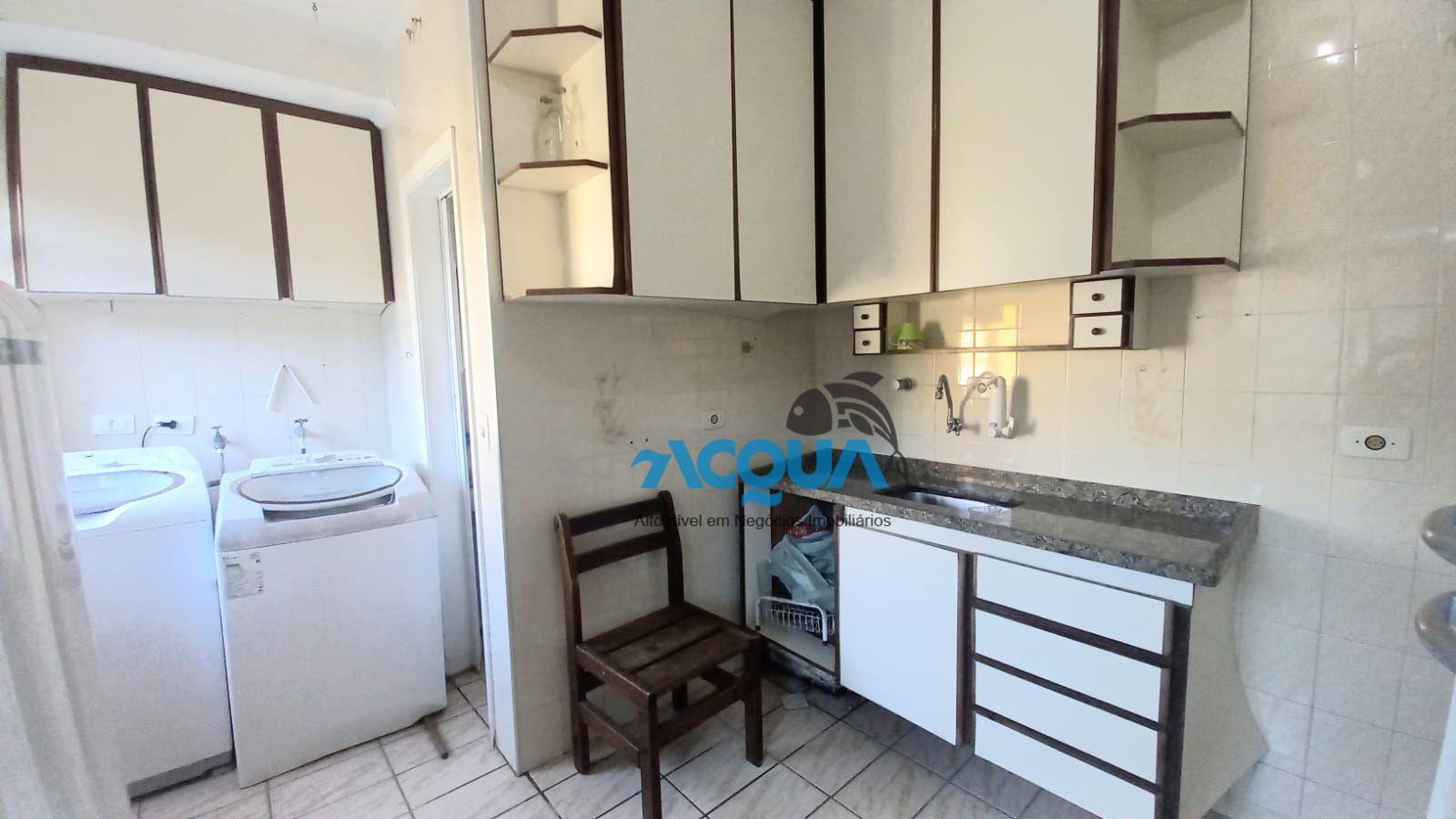 Apartamento à venda com 2 quartos, 70m² - Foto 4