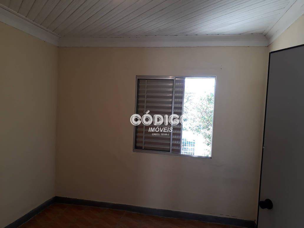 Casa à venda com 2 quartos, 60m² - Foto 8