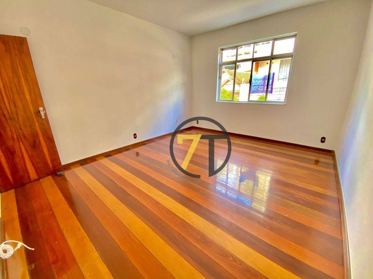 Apartamento à venda com 4 quartos, 260m² - Foto 3