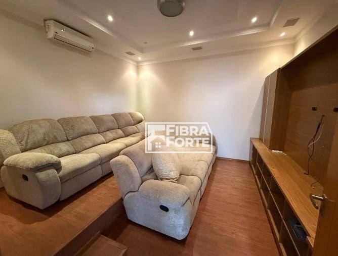 Casa à venda com 3 quartos, 311m² - Foto 11