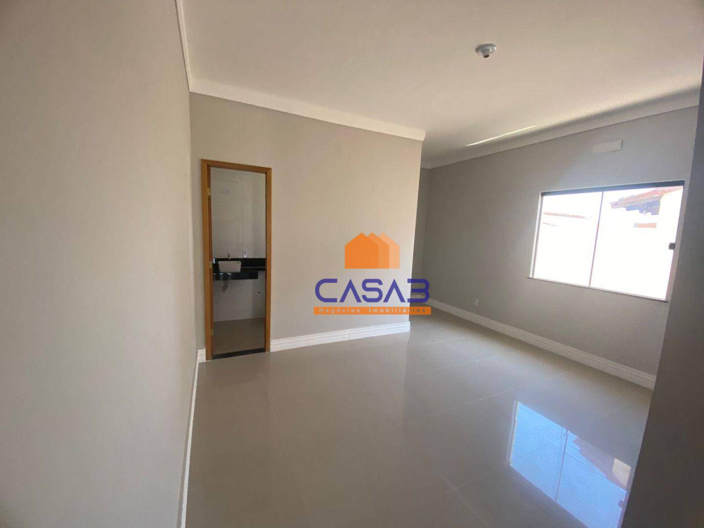 Casa à venda com 2 quartos, 77m² - Foto 13