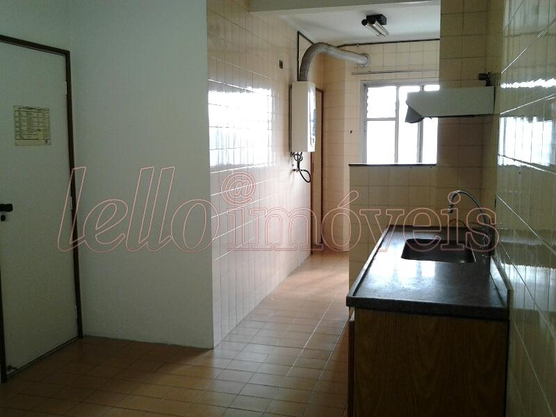 Apartamento para alugar com 3 quartos, 105m² - Foto 11