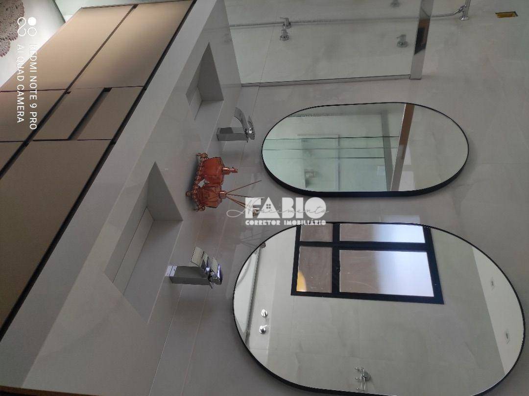 Casa de Condomínio à venda com 3 quartos, 221m² - Foto 4