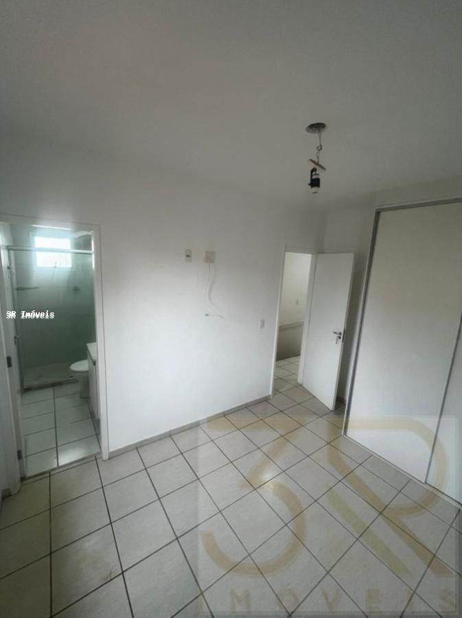 Casa de Condomínio para alugar com 3 quartos, 247m² - Foto 24