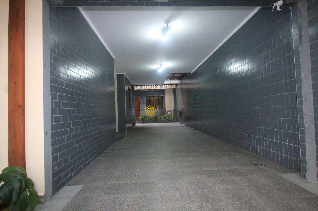 Sobrado à venda com 4 quartos, 344m² - Foto 25