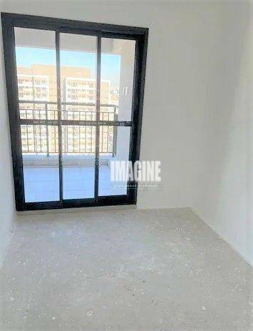 Apartamento à venda com 2 quartos, 64m² - Foto 1