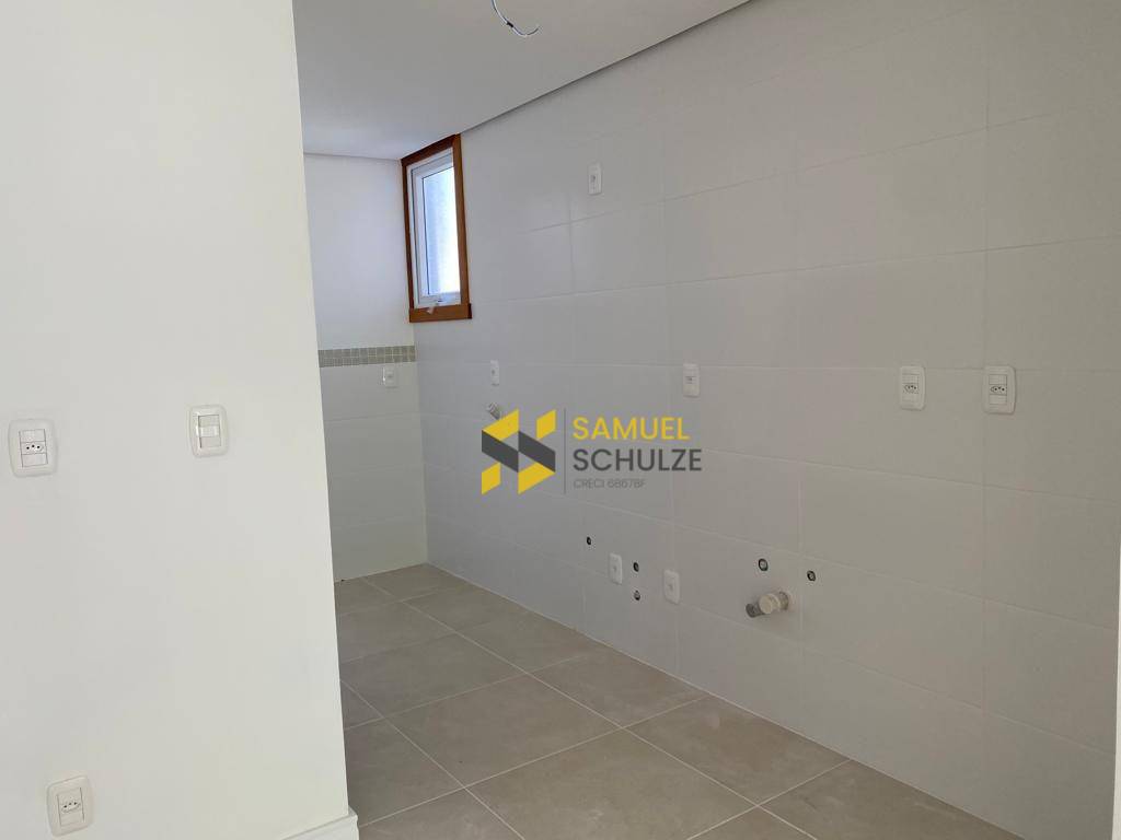 Apartamento à venda com 2 quartos, 80m² - Foto 13