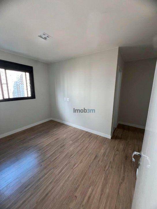 Apartamento à venda com 2 quartos, 62m² - Foto 5