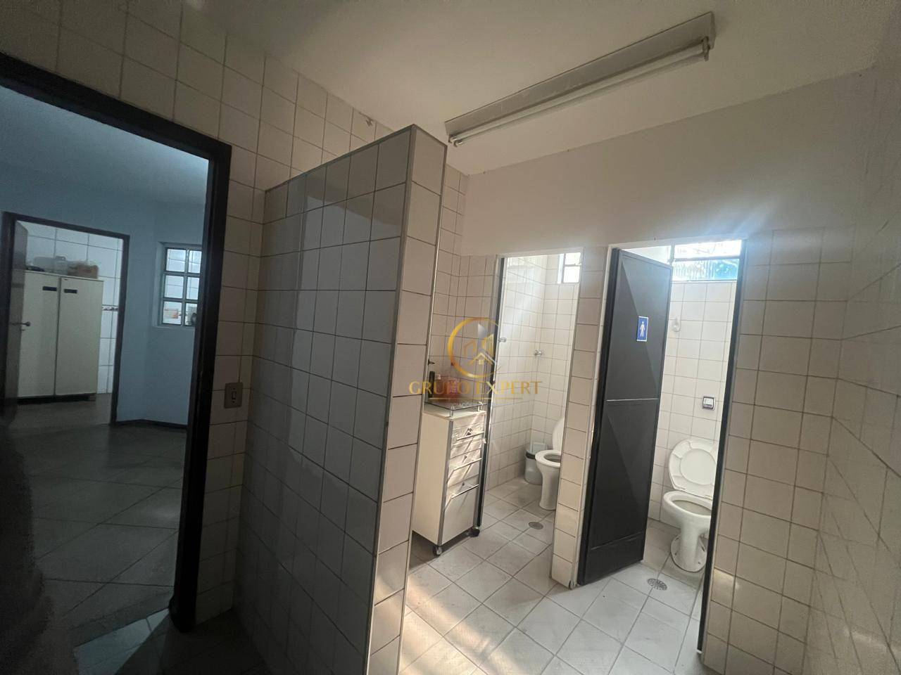 Prédio Inteiro para alugar, 600m² - Foto 12