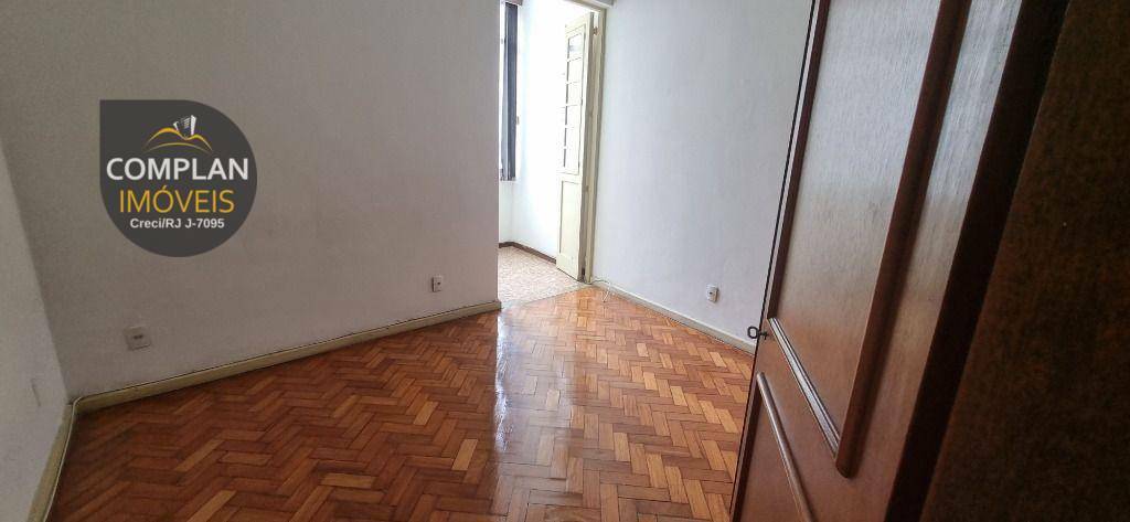 Apartamento à venda com 2 quartos, 87m² - Foto 6