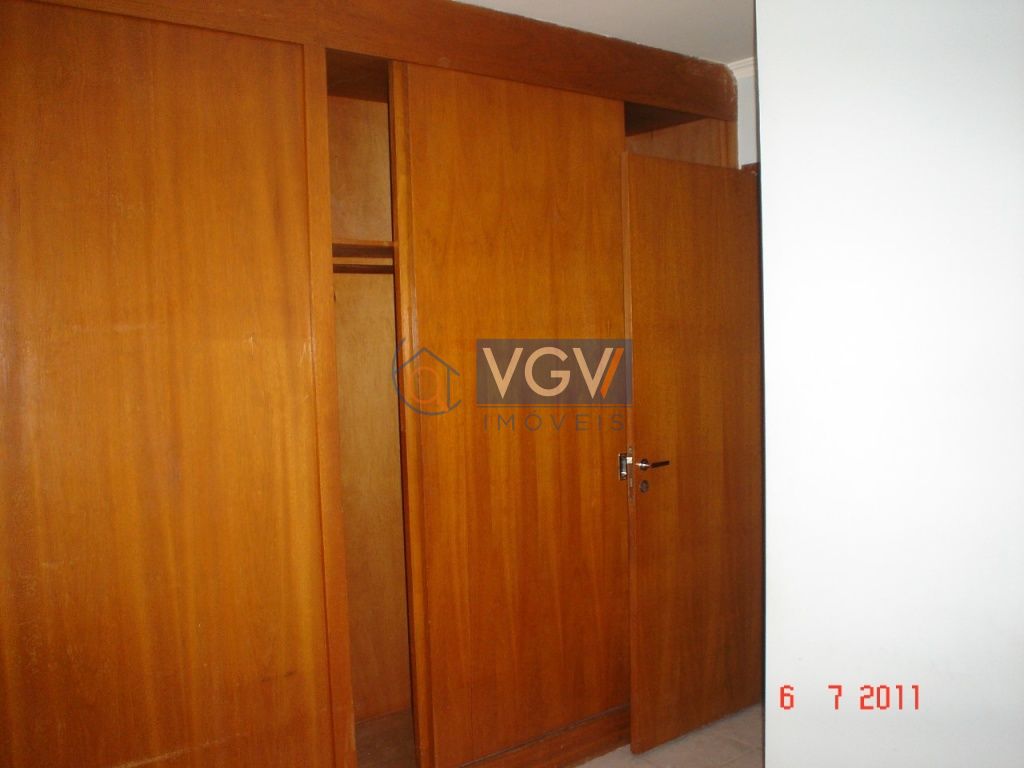 Apartamento à venda com 2 quartos, 65m² - Foto 9