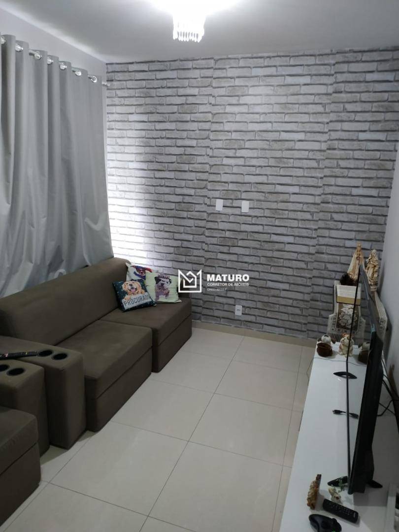 Casa à venda com 3 quartos, 180m² - Foto 1