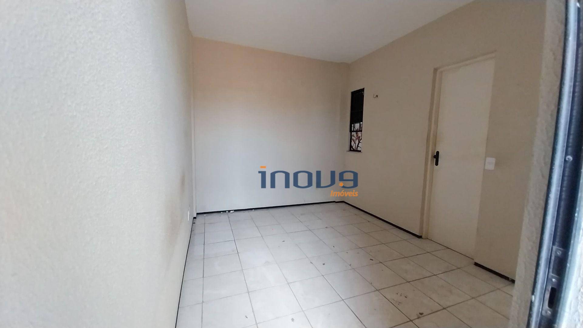 Apartamento para alugar com 2 quartos, 45m² - Foto 13