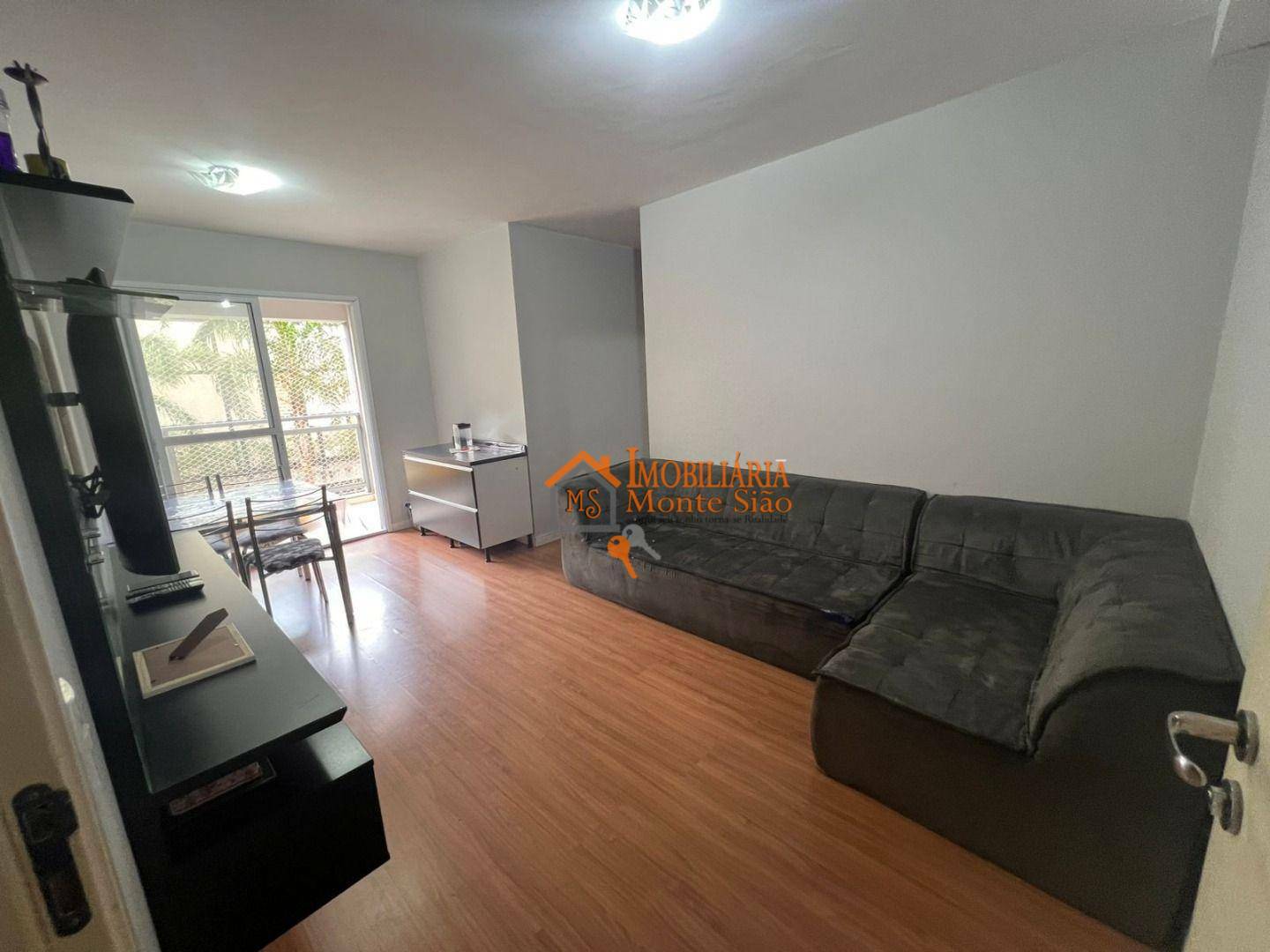 Apartamento à venda com 2 quartos, 62m² - Foto 1