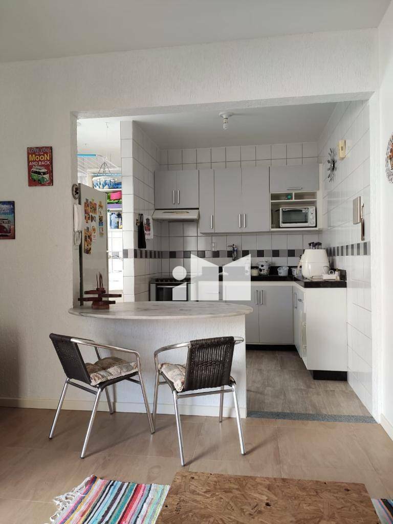 Apartamento à venda com 2 quartos, 75m² - Foto 9