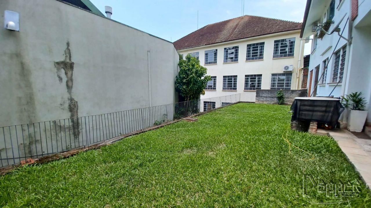 Casa à venda com 3 quartos, 260m² - Foto 14