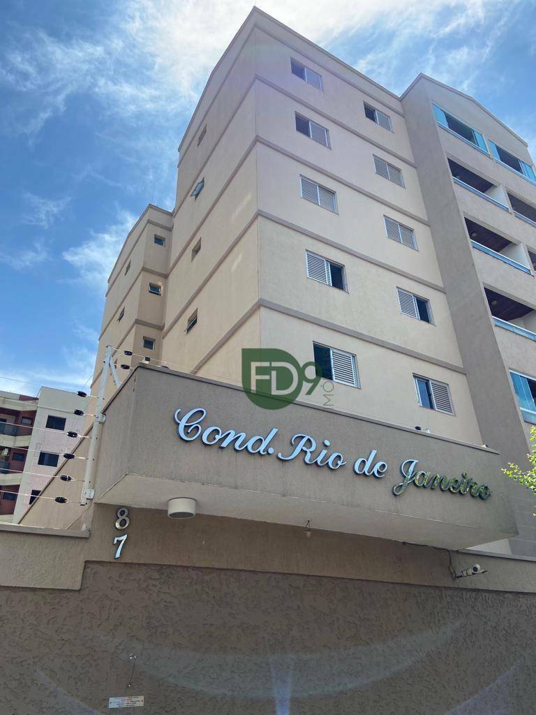 Apartamento à venda com 2 quartos, 69m² - Foto 1