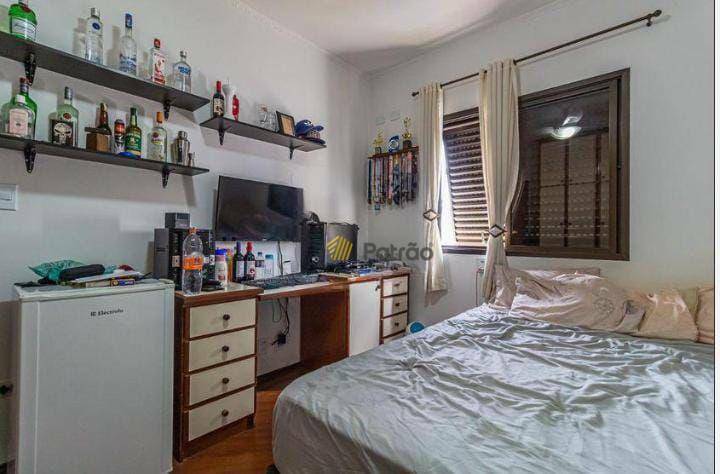 Casa à venda com 4 quartos, 224m² - Foto 28