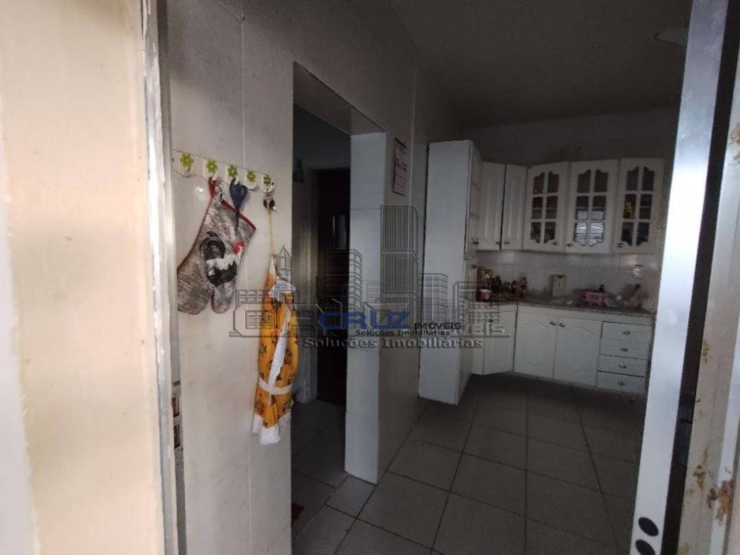 Casa à venda com 4 quartos, 162m² - Foto 32