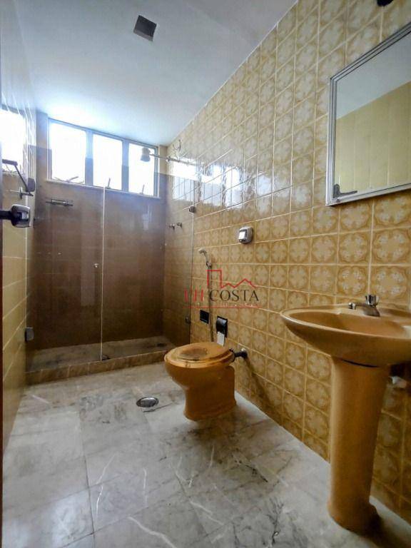 Apartamento à venda com 3 quartos, 135m² - Foto 22