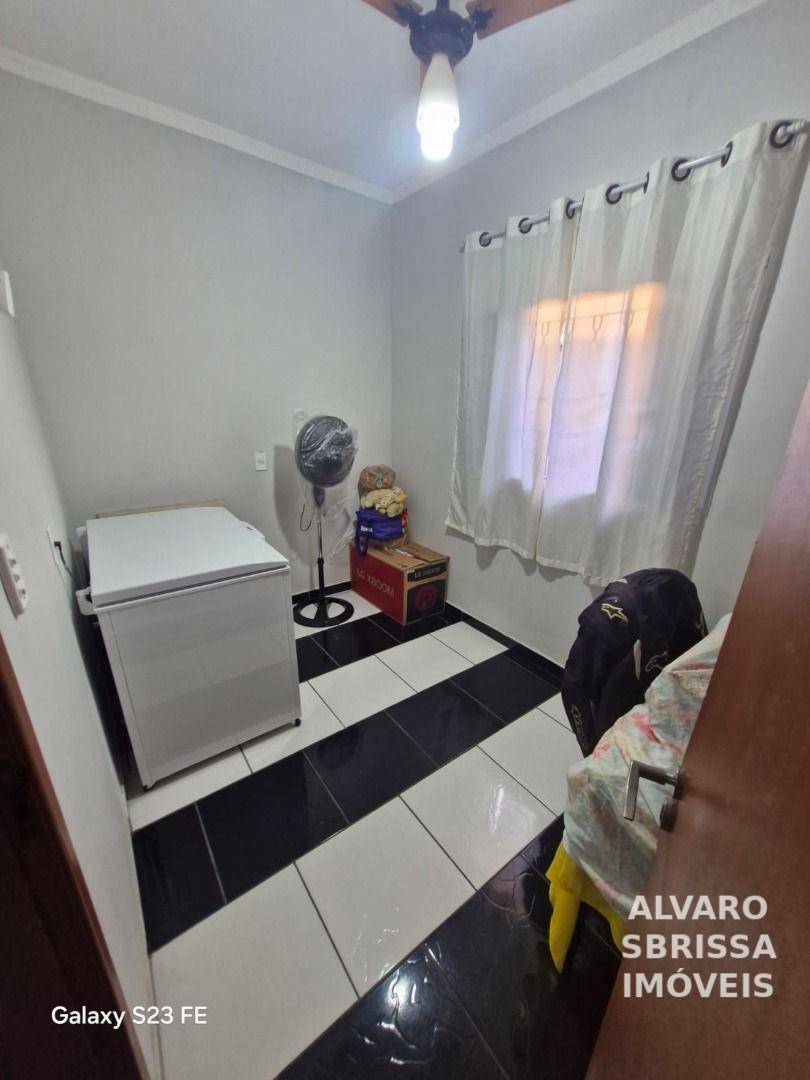 Casa à venda com 3 quartos, 114m² - Foto 11