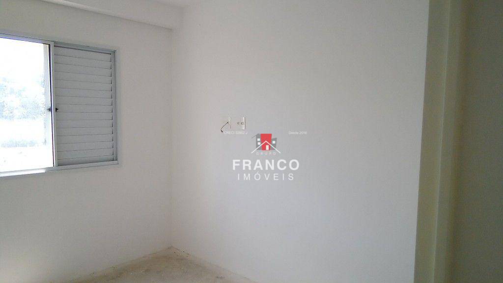 Apartamento à venda com 2 quartos, 47m² - Foto 7