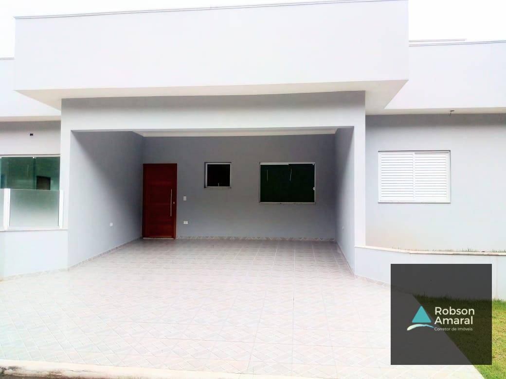 Casa à venda com 4 quartos, 200m² - Foto 1