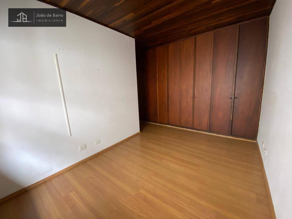 Casa de Condomínio à venda com 4 quartos, 230m² - Foto 12