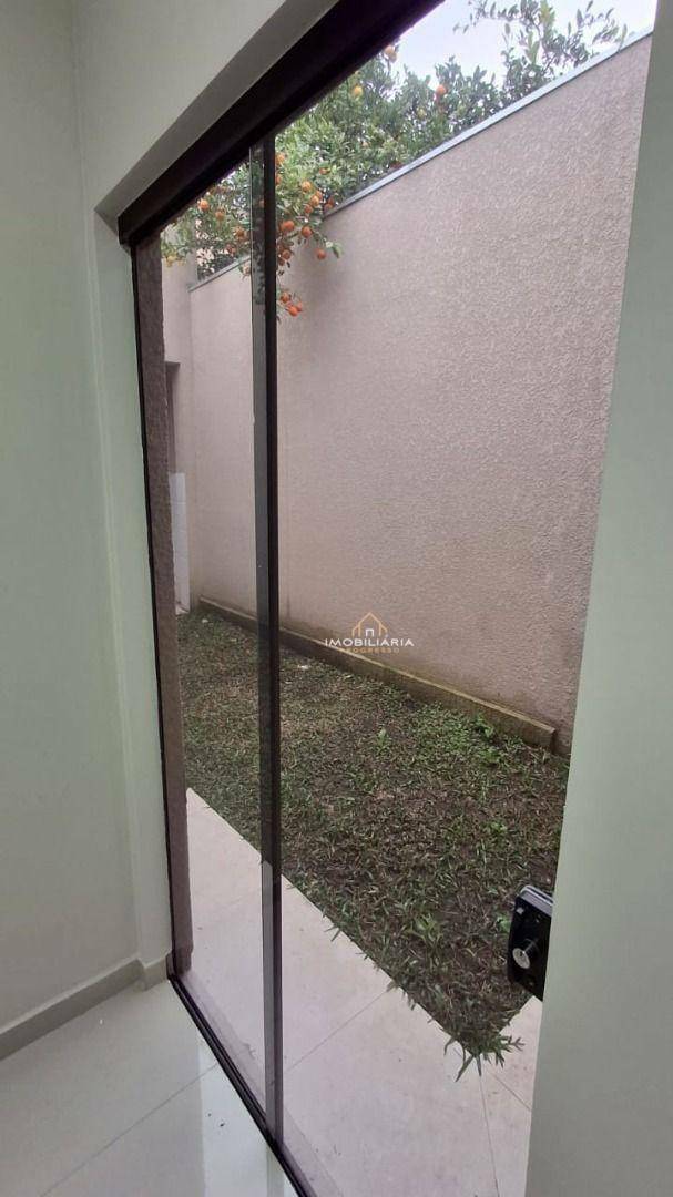 Casa à venda com 3 quartos, 72m² - Foto 16