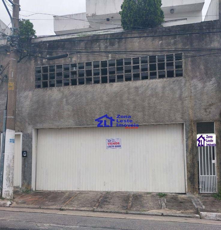 Sobrado à venda e aluguel com 3 quartos, 207m² - Foto 1