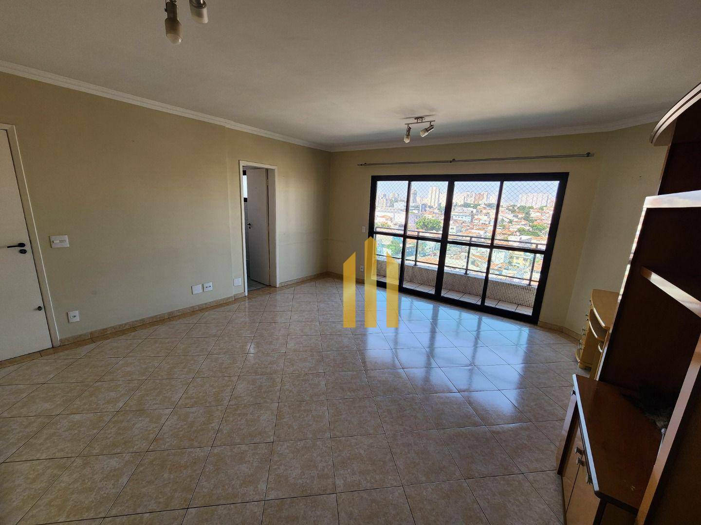 Apartamento à venda e aluguel com 3 quartos, 135m² - Foto 42