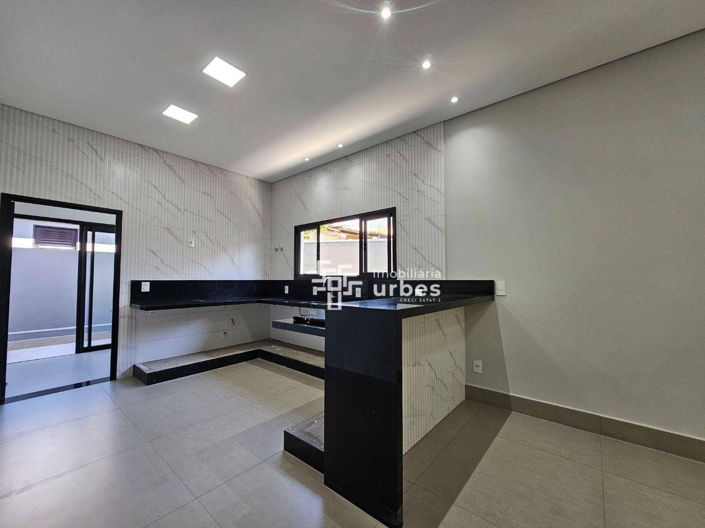 Casa à venda com 3 quartos, 191m² - Foto 6