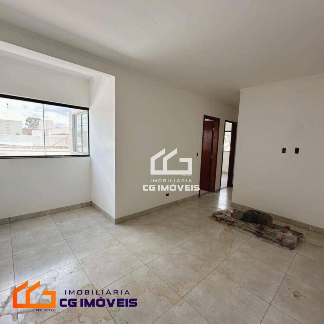 Casa à venda com 2 quartos, 40m² - Foto 3