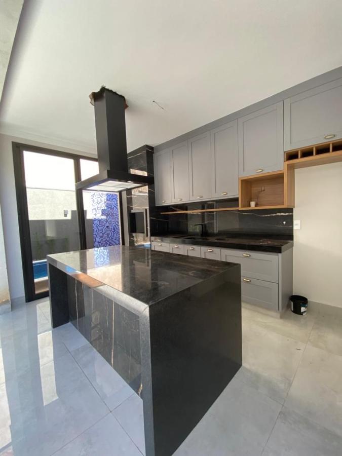 Casa à venda com 3 quartos, 168m² - Foto 5