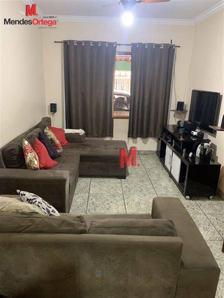 Casa à venda com 3 quartos, 200m² - Foto 5