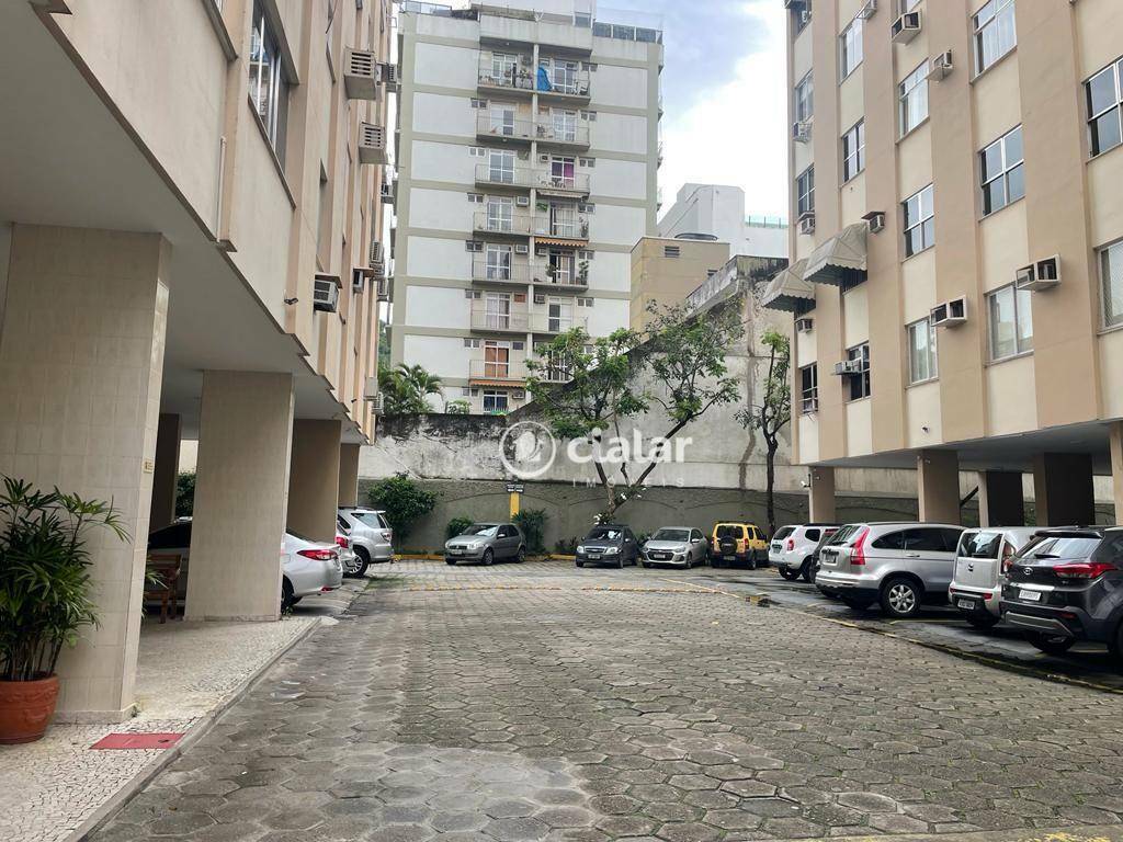 Apartamento à venda com 3 quartos, 95m² - Foto 26