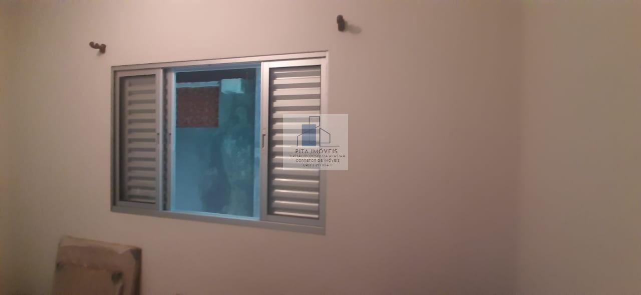 Casa à venda com 2 quartos, 157m² - Foto 14
