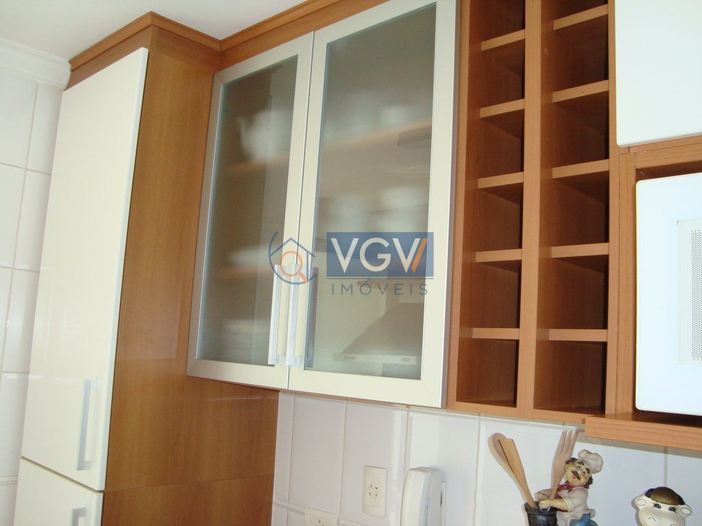 Apartamento à venda com 3 quartos, 70m² - Foto 13