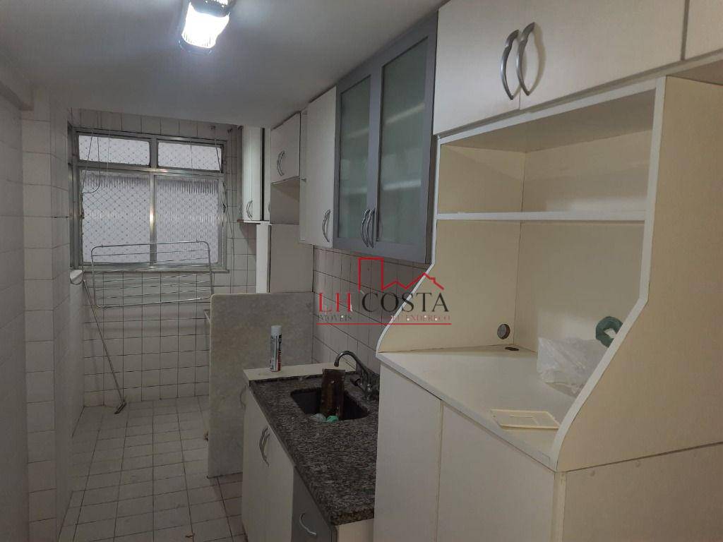 Apartamento à venda com 2 quartos, 70m² - Foto 5