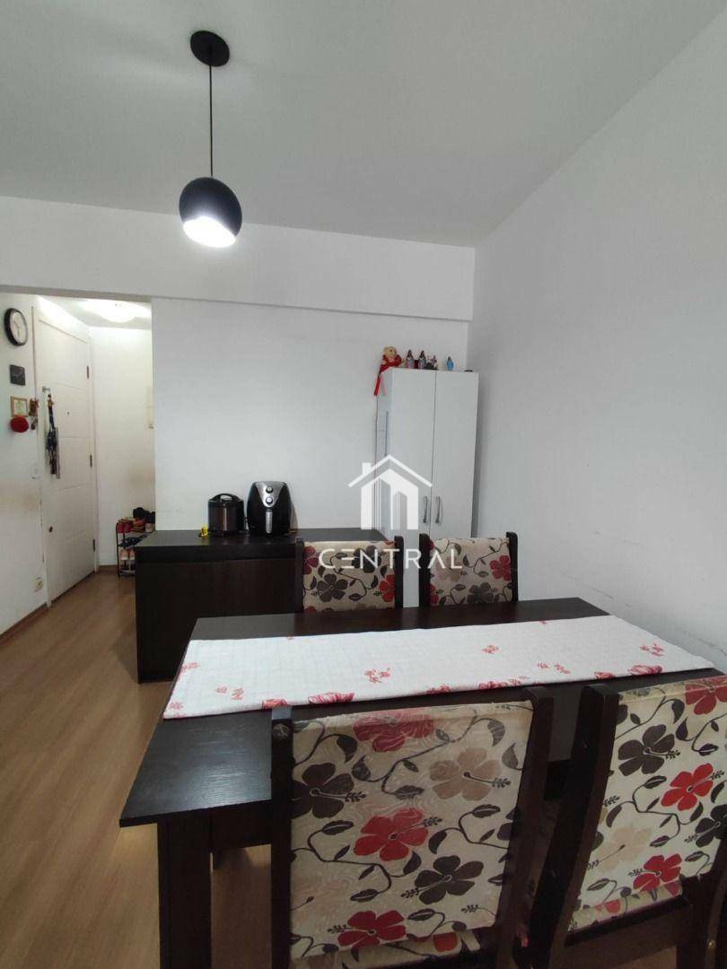 Apartamento à venda com 3 quartos, 65m² - Foto 3