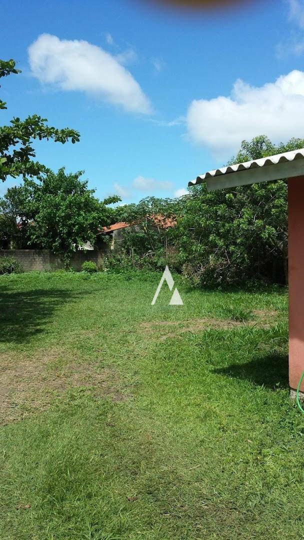 Casa à venda com 3 quartos, 100m² - Foto 3